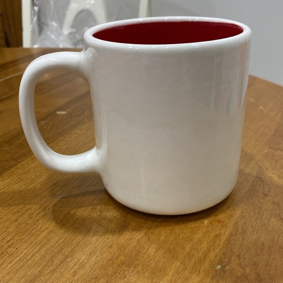 NWOT. 20oz. “Holiday Doxie”, ceramic mug. - Picture 4 of 9